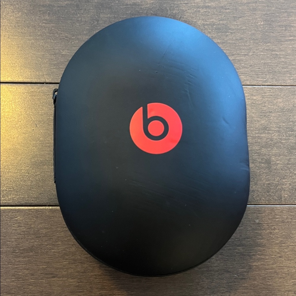 Beats Black and Red Headphone Case